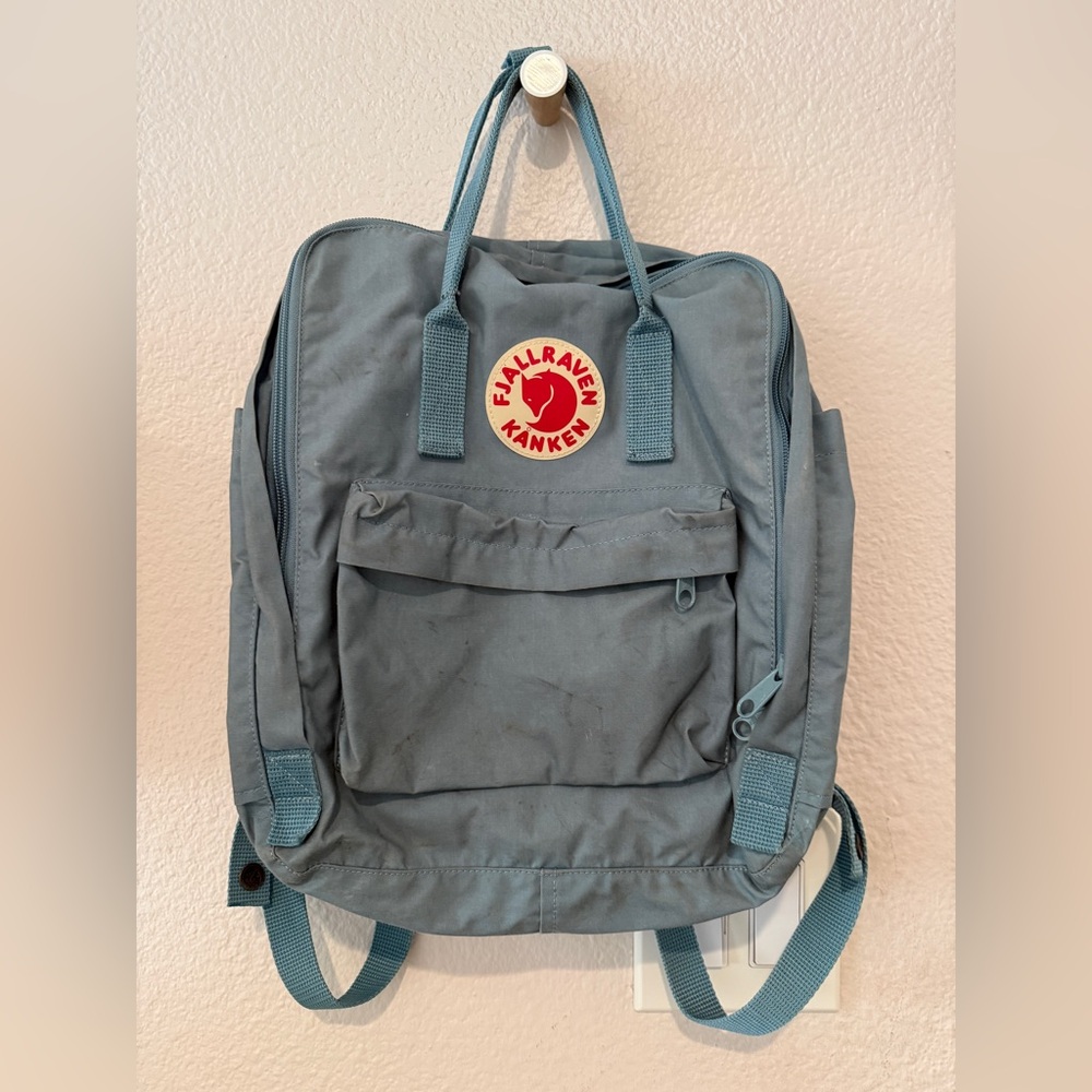Fjallraven Kånken Gray Backpack